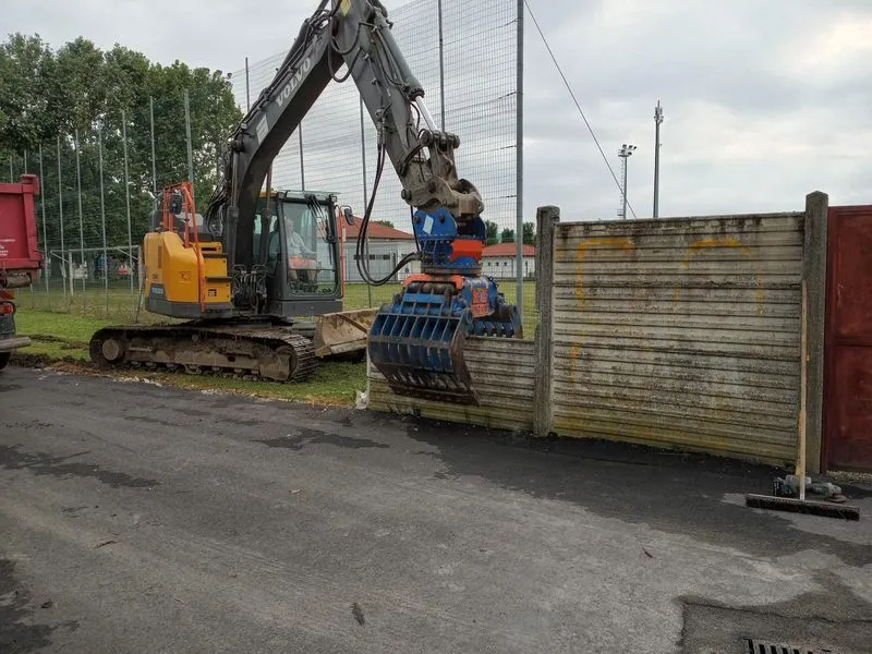 OZEGNA - Finiti i lavori nell’area del Palazzetto dello Sport - FOTO