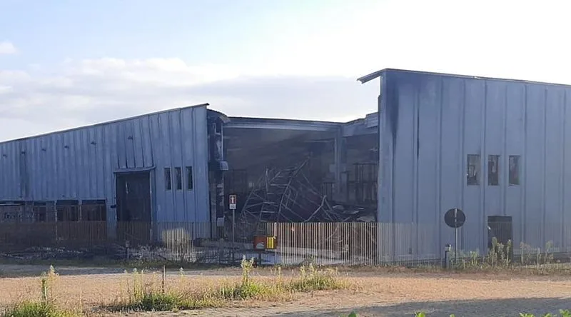 INCENDIO A PIANEZZA - I nuovi controlli di Arpa. I valori stanno tornando nella norma