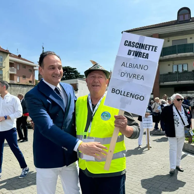 PIANEZZA - In 700 al raduno dei Centri di Incontro anziani di tutto il Piemonte - FOTO