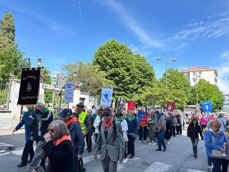 PIANEZZA - In 700 al raduno dei Centri di Incontro anziani di tutto il Piemonte - FOTO