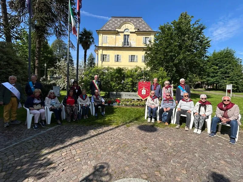 PIANEZZA - In 700 al raduno dei Centri di Incontro anziani di tutto il Piemonte - FOTO