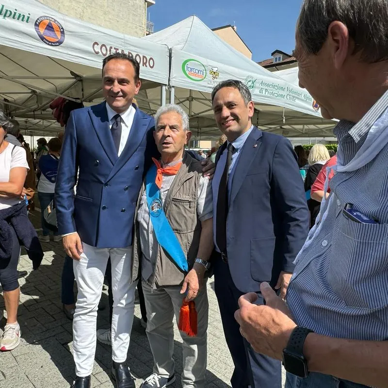 PIANEZZA - In 700 al raduno dei Centri di Incontro anziani di tutto il Piemonte - FOTO
