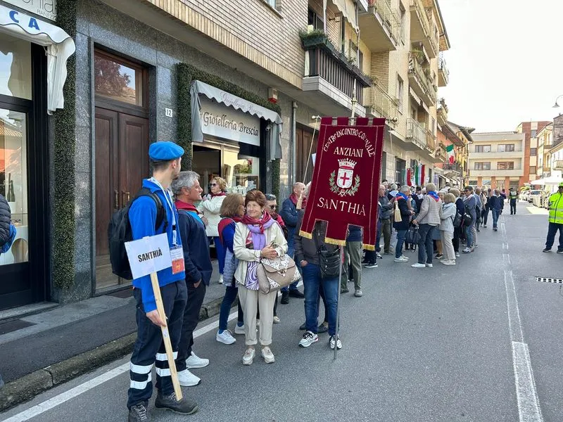 PIANEZZA - In 700 al raduno dei Centri di Incontro anziani di tutto il Piemonte - FOTO