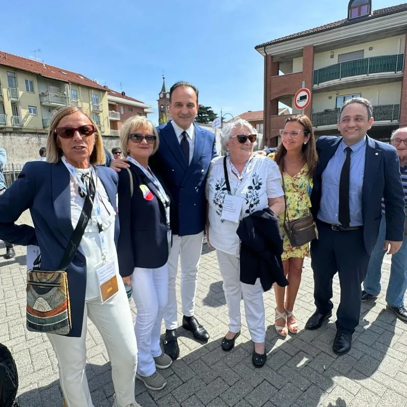 PIANEZZA - In 700 al raduno dei Centri di Incontro anziani di tutto il Piemonte - FOTO