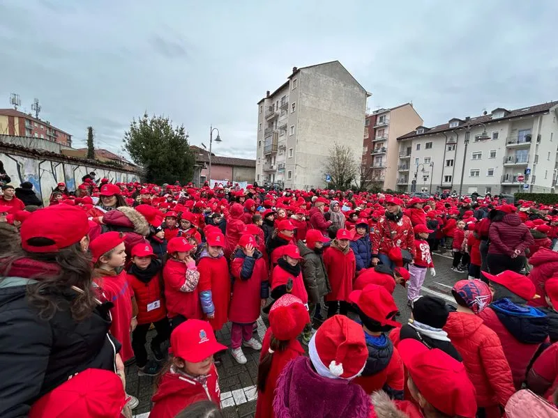 PIANEZZA - Oltre mille studenti in piazza per la Giornata internazionale delle persone con disabilità - FOTO