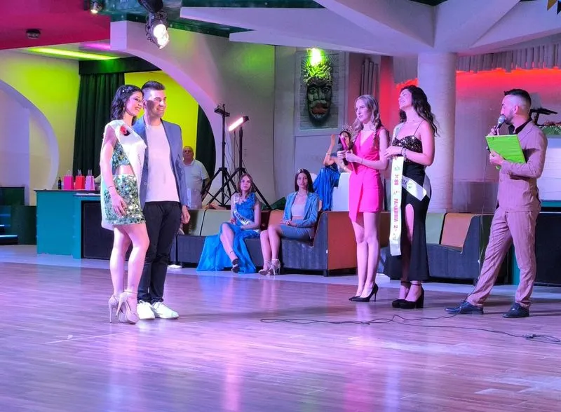 PIOBESI - Miss Paradisia 2025: la corona di vincitrice va a Noemi Cecilia Grassi - FOTO