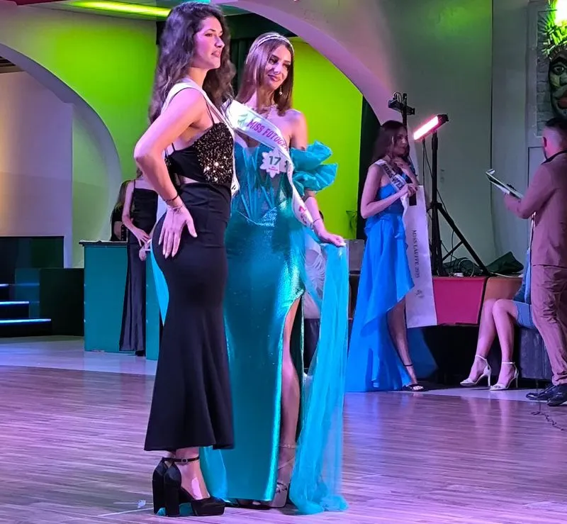 PIOBESI - Miss Paradisia 2025: la corona di vincitrice va a Noemi Cecilia Grassi - FOTO