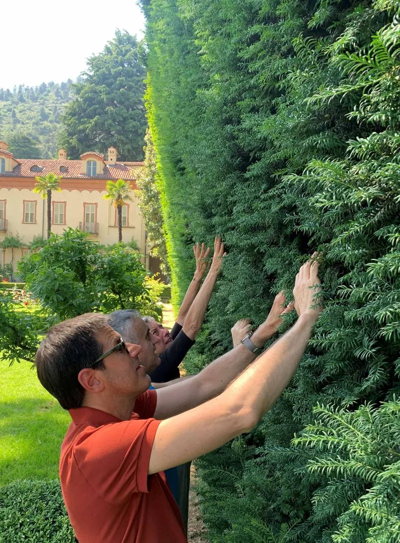 PIOSSASCO - Passeggiate sensoriali: a occhi bendati nel giardino della dimora storica