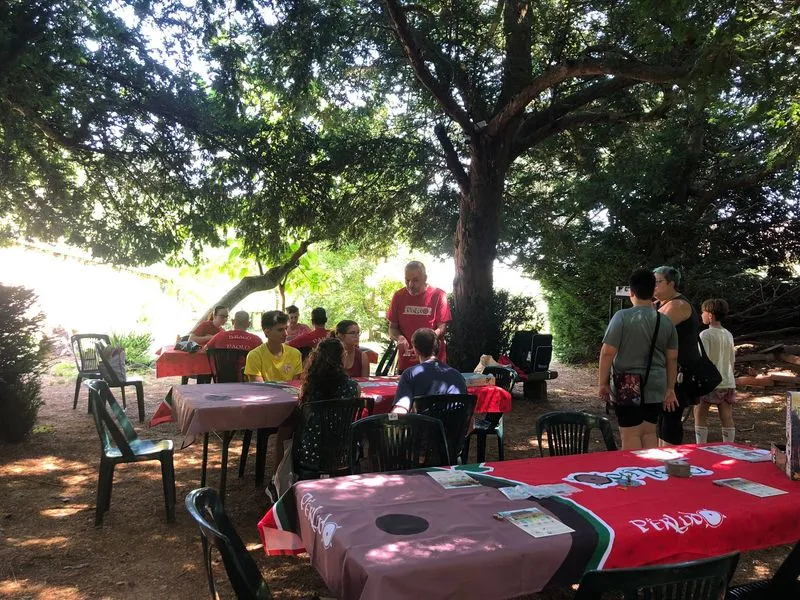 PIOSSASCO - Una serata di giochi a tema thriller e investigativo nel giardino della dimora storica