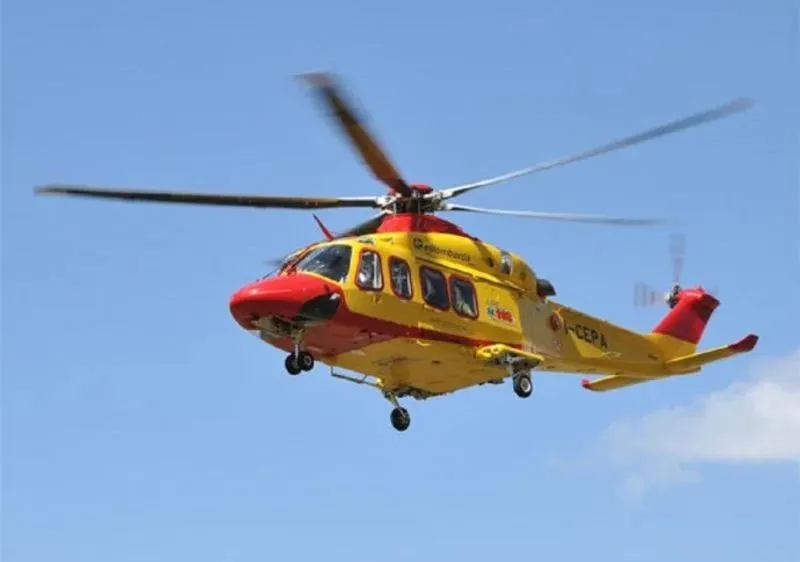 POIRINO - Scalciato e calpestato da una mucca: agricoltore elitrasportato al Cto di Torino