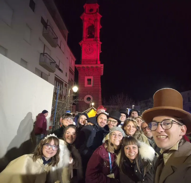 POIRINO - Un successo il Carnevale: applausi per Francesco e Michela: Barba Pero e Magna Danda 2026
