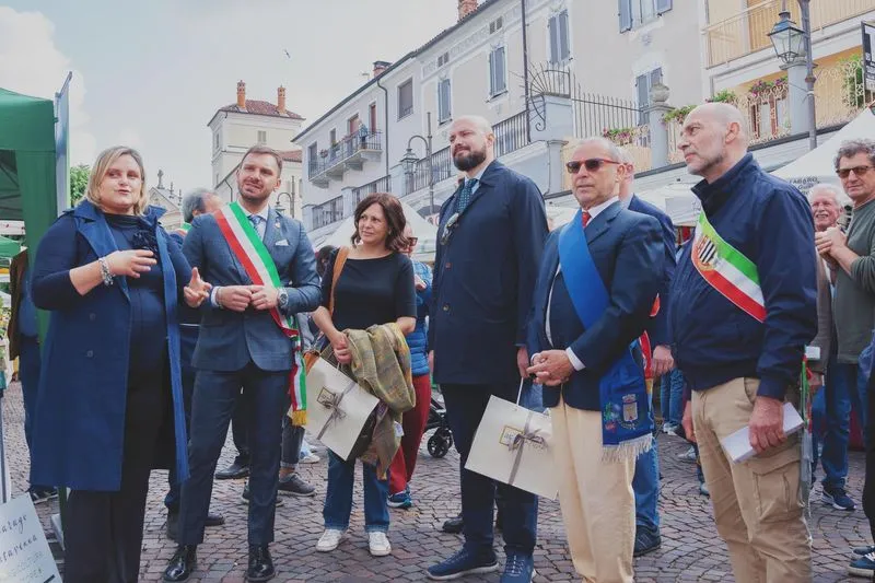 POIRINO - Numeri da record per la Fiera dell'asparago e tinca - FOTO