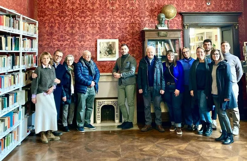 POIRINO - Un quadro di Marina Musso esposto nella sala Rossa della biblioteca - FOTO