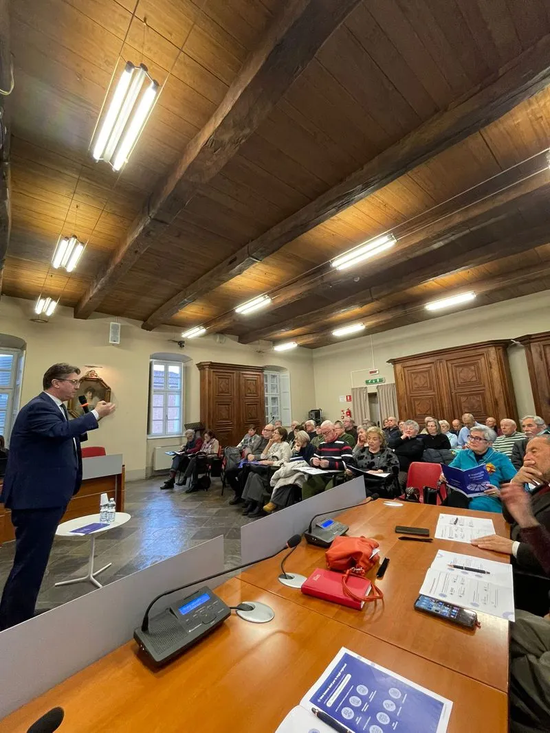 POIRINO - Nicco all'Unitre: «Incontri utili per ridurre le distanze» - FOTO