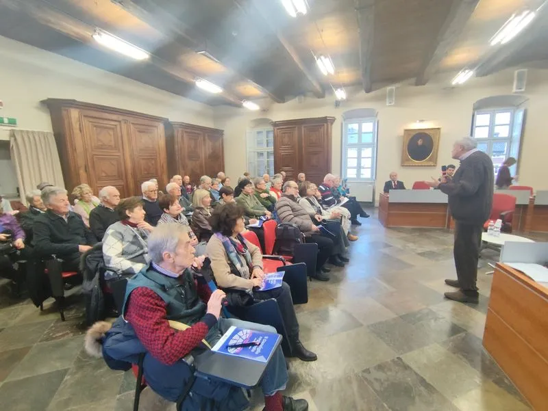 POIRINO - Nicco all'Unitre: «Incontri utili per ridurre le distanze» - FOTO