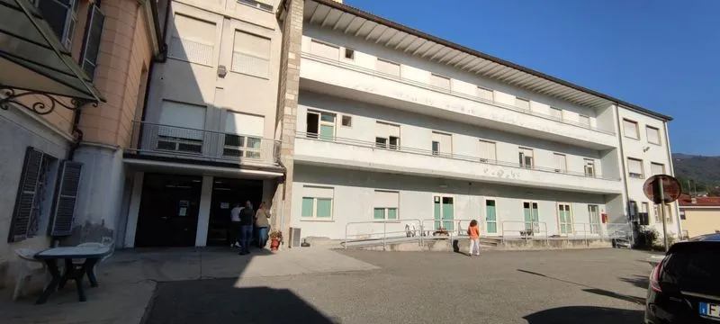 PONT CANAVESE - Non si trovano gestori per la casa di riposo, il Comune ora ne valuta la vendita