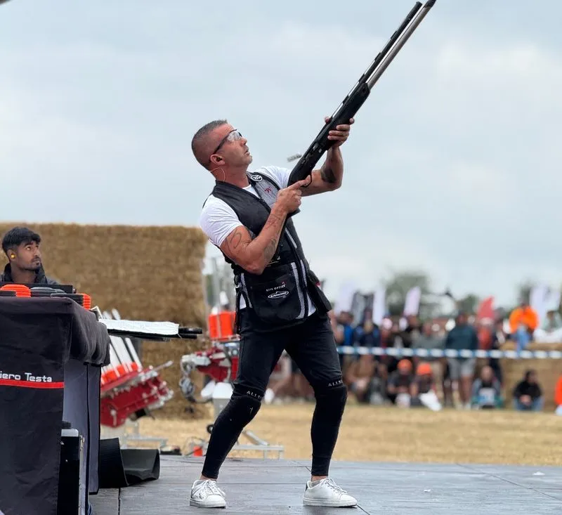 ESIBIZIONI - Shooting show alla Reggia di Venaria