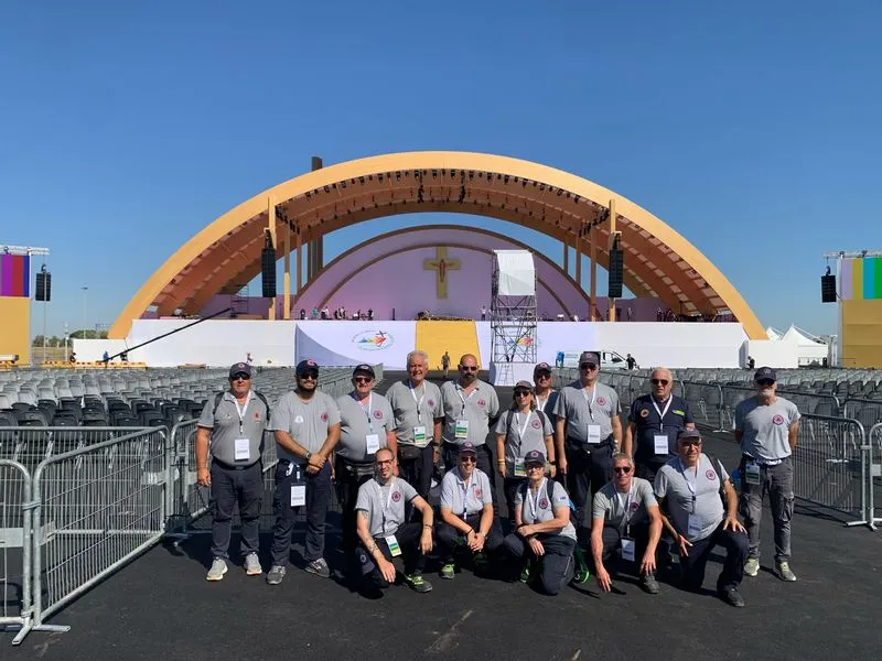 RIVALTA - Quattro volontari della protezione civile a Roma per assistere i pellegrini al Giubileo dei giovani - FOTO