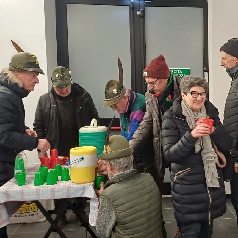 RIVALTA - La  fiaccolata della memoria batte anche la pioggia - FOTO