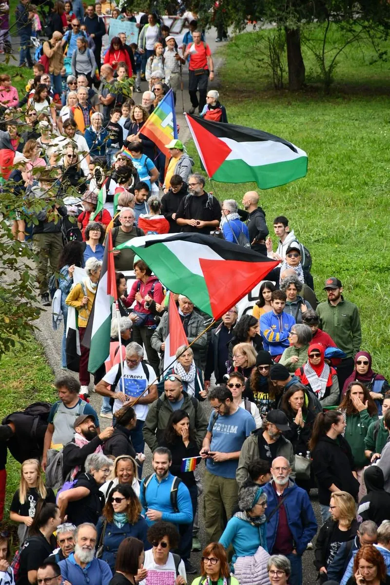 RIVALTA-NICHELINO-BEINASCO - Più di 250 persone alla Local march for Gaza fino a Torino - FOTO
