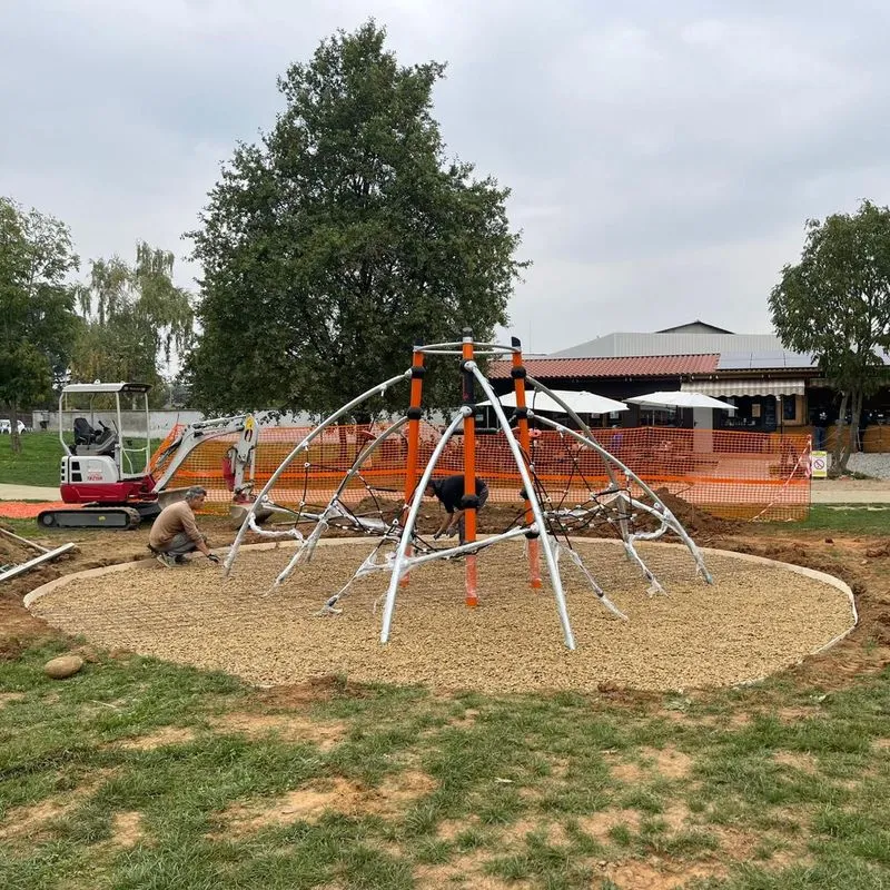 RIVALTA - Arrivano nuovi giochi nei parchi e nelle aree verdi cittadine - FOTO