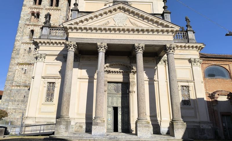 CANAVESE - Carabinieri in canonica, parroco originario di Rivalta indagato