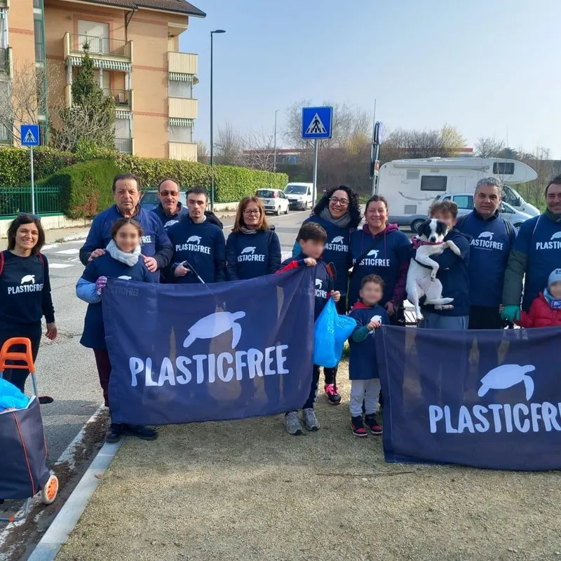 RIVALTA - Plastic free in azione: raccolti chili di spazzatura - FOTO
