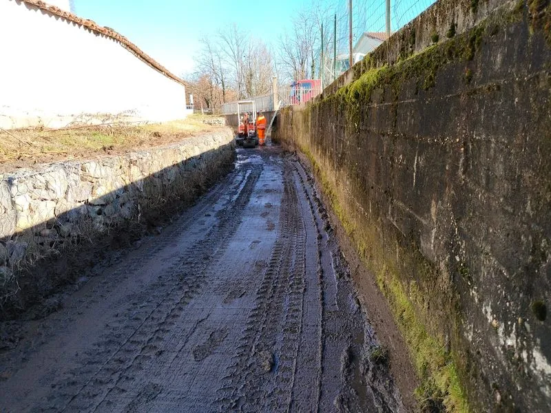 RIVALTA - Partiti i lavori di pulizia del canale scolmatore e delle bealere della città - FOTO