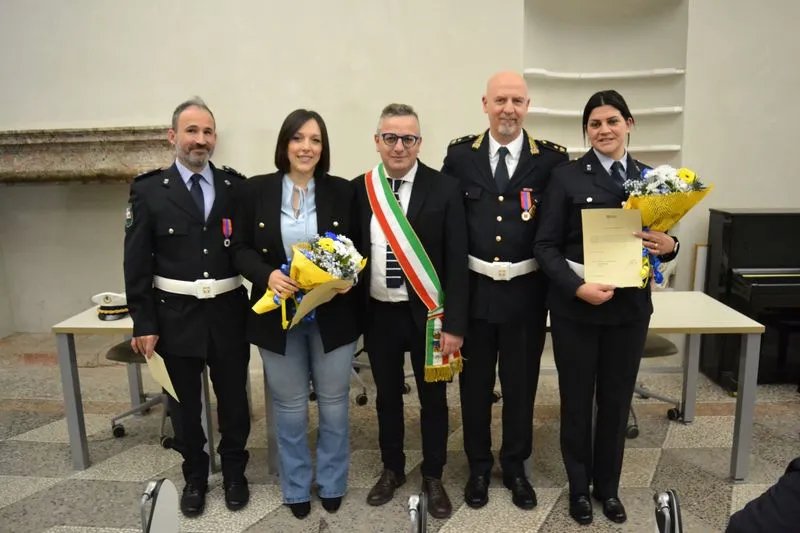 RIVALTA - San Sebastiano, medaglia per meriti speciali a quattro agenti della polizia locale - FOTO