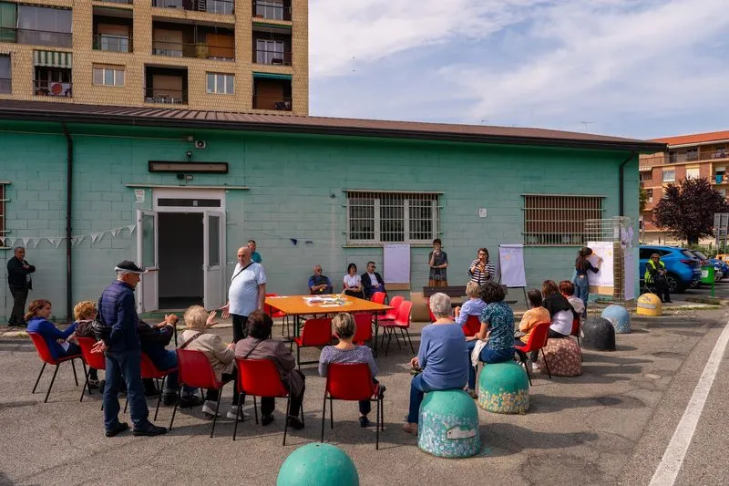 RIVALTA - Cittadini in piazza a Tetti Francesi per la prima «Non assemblea» di quartiere - FOTO