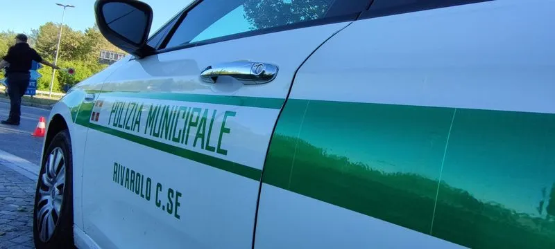 RIVAROLO CANAVESE - Auto contro scooter in corso Indipendenza: un ferito