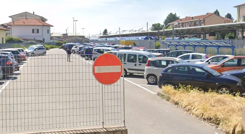RIVAROLO CANAVESE - Venerdì 10 divieto di sosta nel parcheggio della stazione