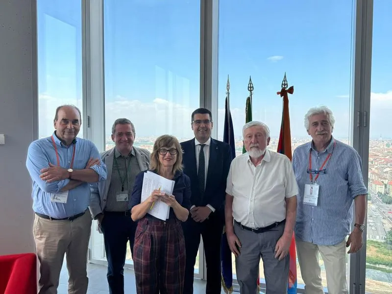 RIVOLI - La proposta del Comitato «Metro oltre Rivoli»: «da Cascine Vica fino agli ospedali di Rivoli e Orbassano»