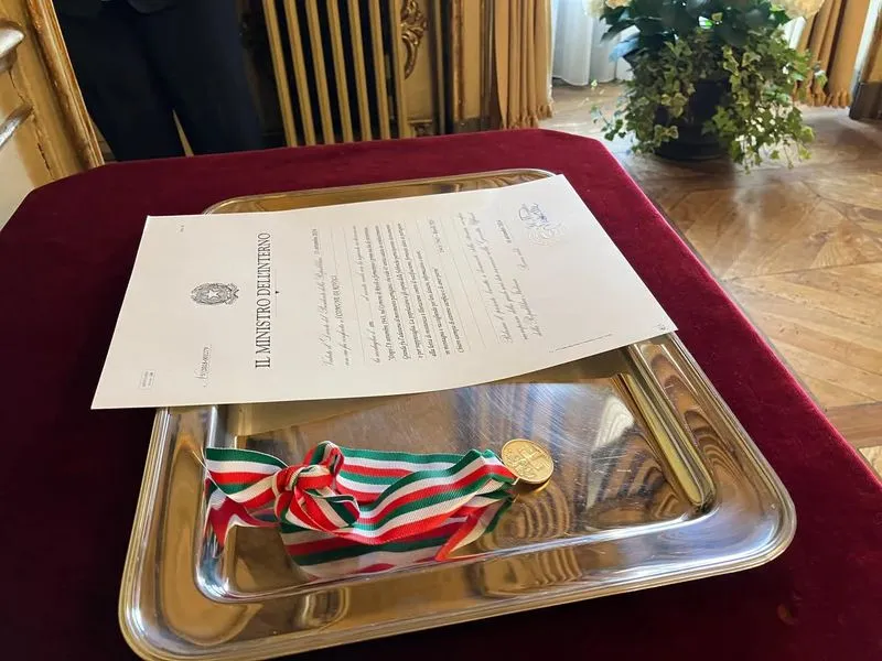 RIVOLI - Mattarella ha consegnato la Medaglia d’Oro al Merito Civile alla Cittá - FOTO