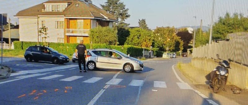 INCIDENTE A RIVOLI - Attraversa la strada in corso Kennedy e viene investito dallo scooter: è in gravi condizioni