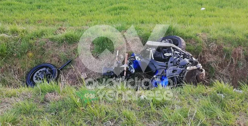 INCIDENTE A SAN GILLIO - Scontro auto-moto in via Bonino: centauro finisce in ospedale - FOTO
