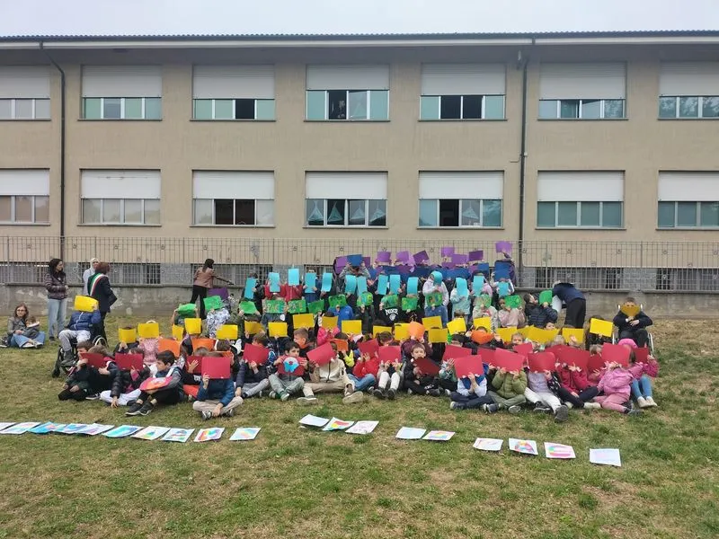 SAN GIORGIO-SAN GIUSTO CANAVESE - Studenti e insegnanti in marcia per la pace - FOTO