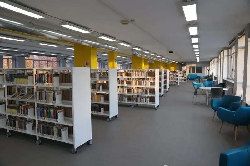 MIRAFIORI - Riapre la biblioteca «Cesare Pavese» - FOTO