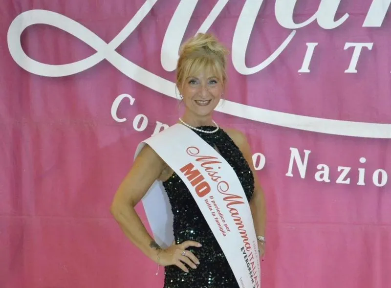 TORINO SUD - Silvia Accardo premiata alla finalissima di Miss Mamma Italiana Evergreen 2025 - FOTO