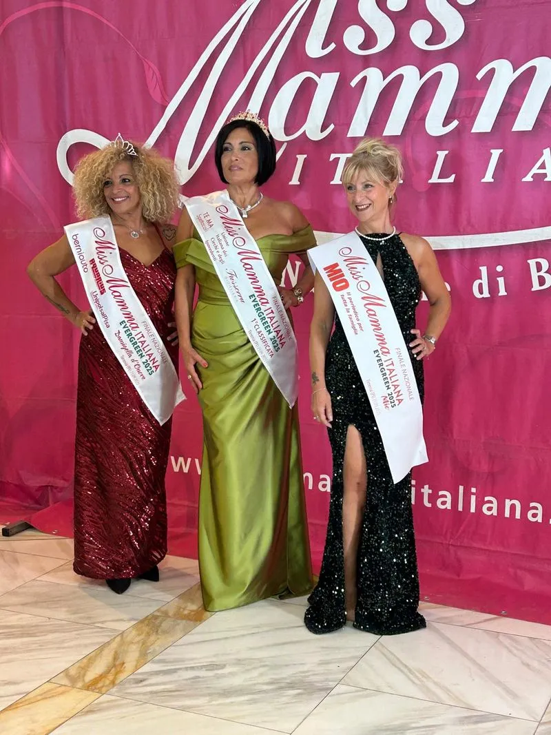 TORINO SUD - Silvia Accardo premiata alla finalissima di Miss Mamma Italiana Evergreen 2025 - FOTO