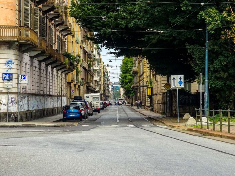 Come cambia la logistica urbana a Torino: soluzioni di noleggio flessibili per superare i vincoli della ZTL