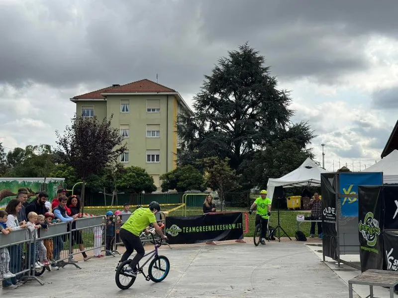 TROFARELLO - Tanti ragazzi e famiglie alla terza edizione del Bike Festival - FOTO