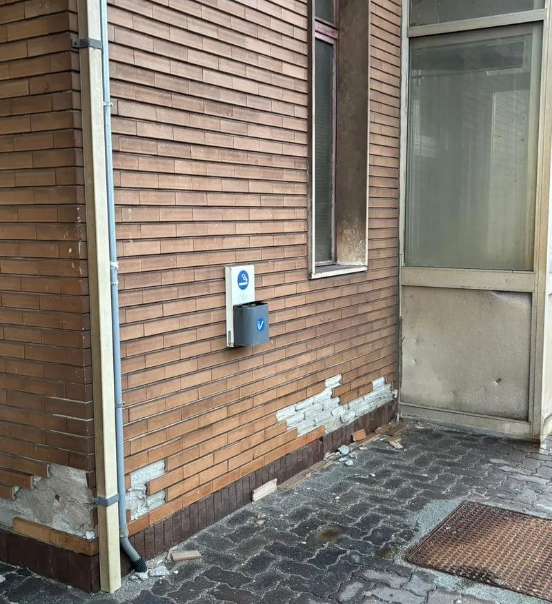 TROFARELLO - Situazione di degrado alla stazione ferroviaria, il sindaco: «Inaccettabile, chiesti interventi urgenti a Rfi»