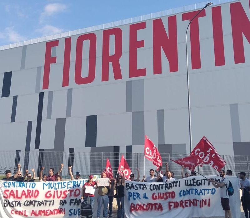 TROFARELLO - Scioperano i lavoratori di Fiorentini: «Contratto giusto e paghe orarie adeguate» - FOTO