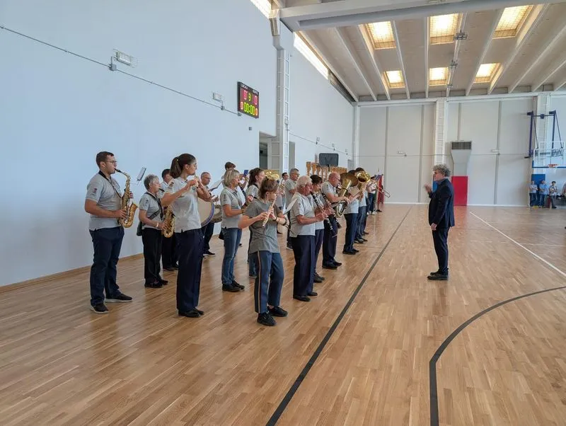 TROFARELLO - Nella festa dello sport inaugurata la nuova palestra Sandro Pertini - FOTO