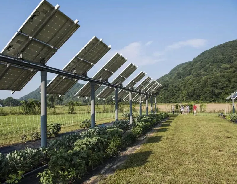 TROFARELLO - Un nuovo parco fotovoltaico per le ferrovie, il Comune: «Sarà ridotto del 90% rispetto all'area di studio»