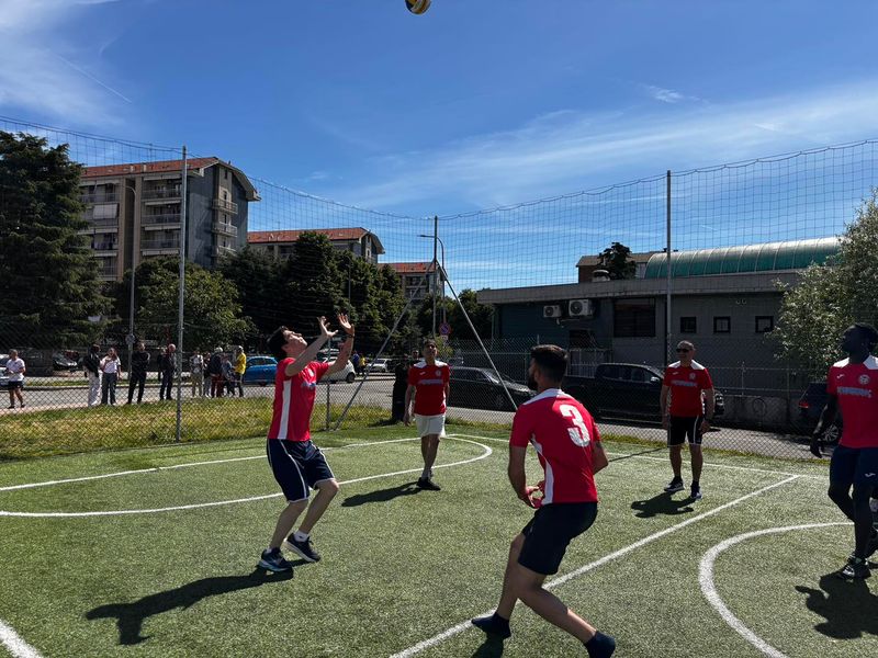 TROFARELLO - Un successo il torneo di pallavolo per aiutare la Croce Rossa locale - FOTO