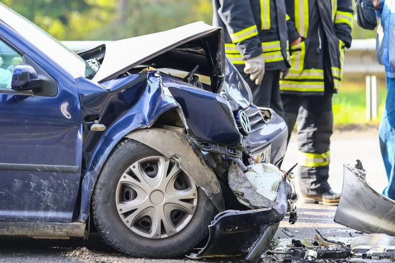 TROFARELLO - «Suo figlio ha avuto un incidente»: i falsi agenti della polizia locale derubano una pensionata