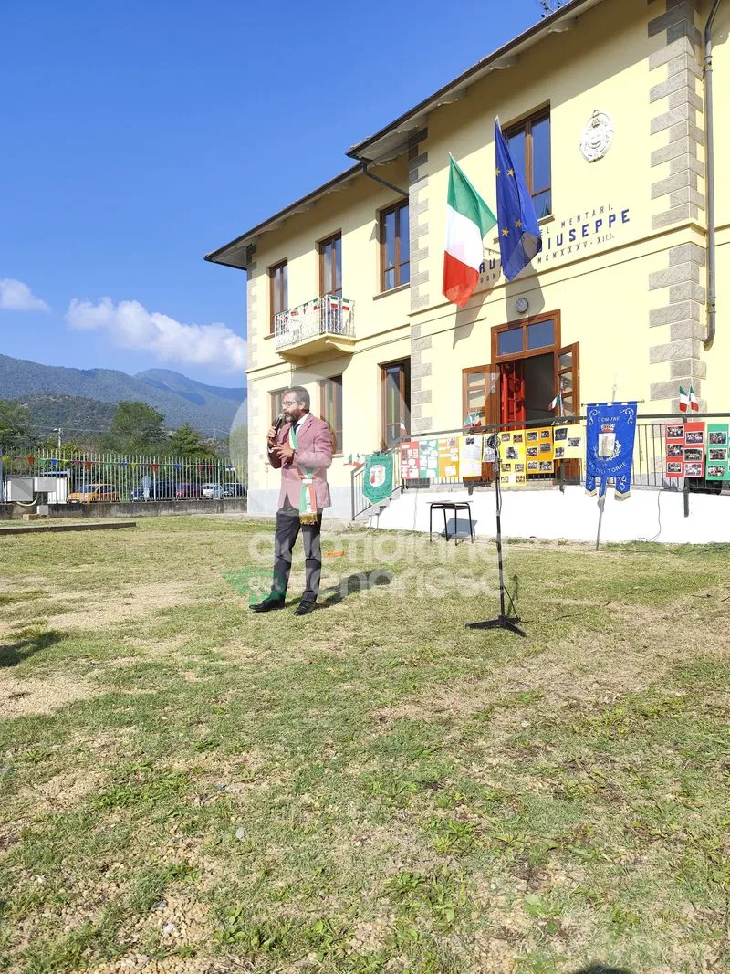 VAL DELLA TORRE - Grande festa per la nuova scuola Astrua - FOTO