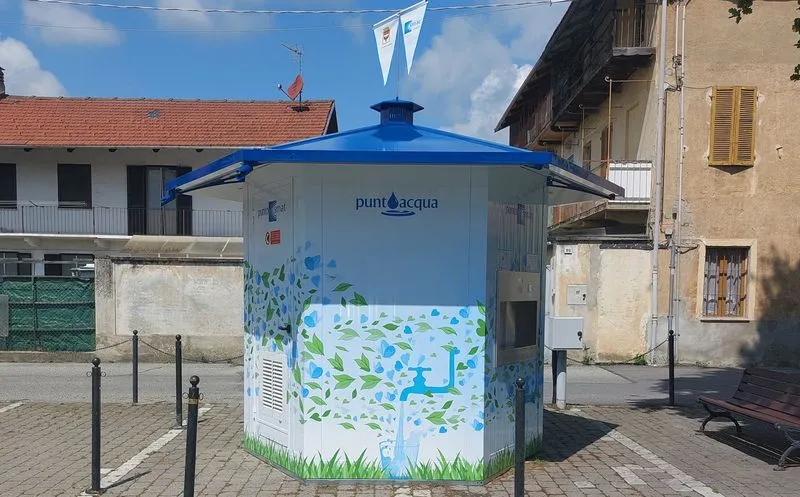 VAL DI CHY - Installato il secondo punto acqua della Smat